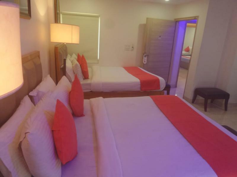 Hotel Wti Airport Grand Delhi นิวเดลี ภายนอก รูปภาพ