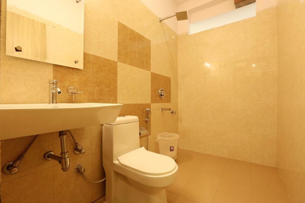 Hotel Wti Airport Grand Delhi นิวเดลี ภายนอก รูปภาพ